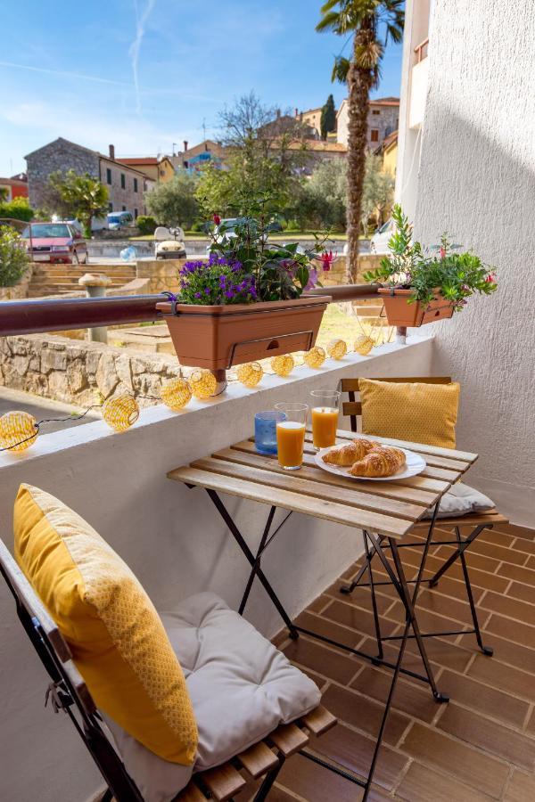 Apartment Papalina Vrsar Buitenkant foto